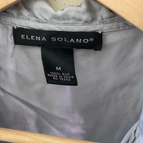 Sleeveless Silk Blouse - Picture 5 of 5